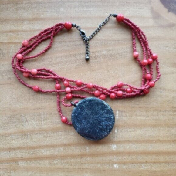 Chunky Beaded Peach Jewel tone Necklace - Picture 8 of 9